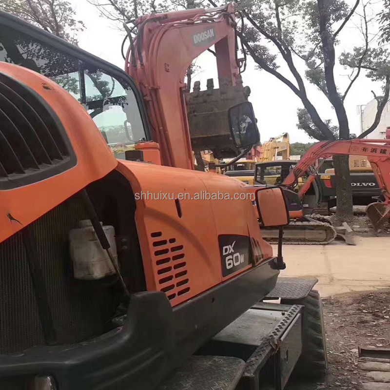 excellent performance for Doosan 60w used wheeled excavator second hand wheeled excavator doosan DX60W