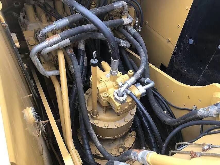 Used excavator caterpillar machinery CAT323 for sale in good condition,good price used excavator