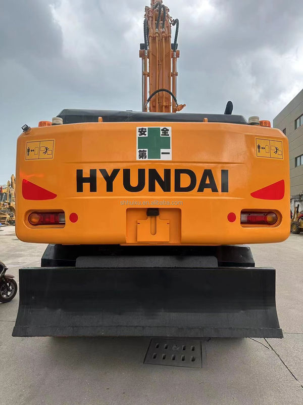Second Hand good quality wheeled excavator HYUNDAI210W 21T Used Excavator Digging Machine for sale