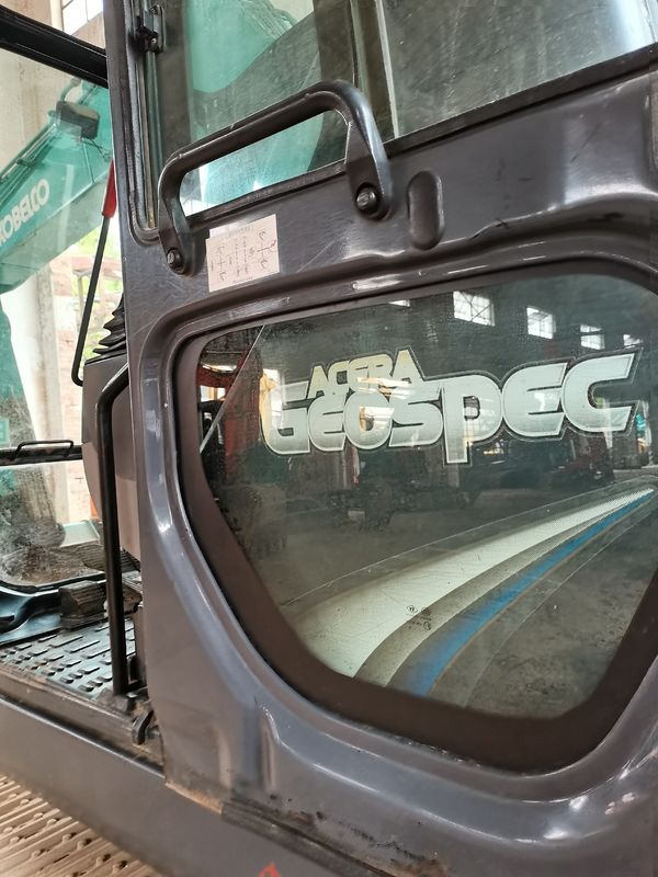 Real shoot 90% New Original Japan Used KOBELCO SK 75 crawler Excavator For Sale Used KOBELCO 75  Japanese Technology digger