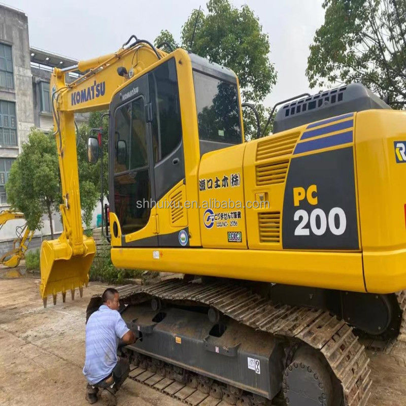 Komatsu Second hand hydraulic crawler excavator good quality Used digging machine Japan origin  used komatsu pc200-8 excavator Komatsu Excavator
