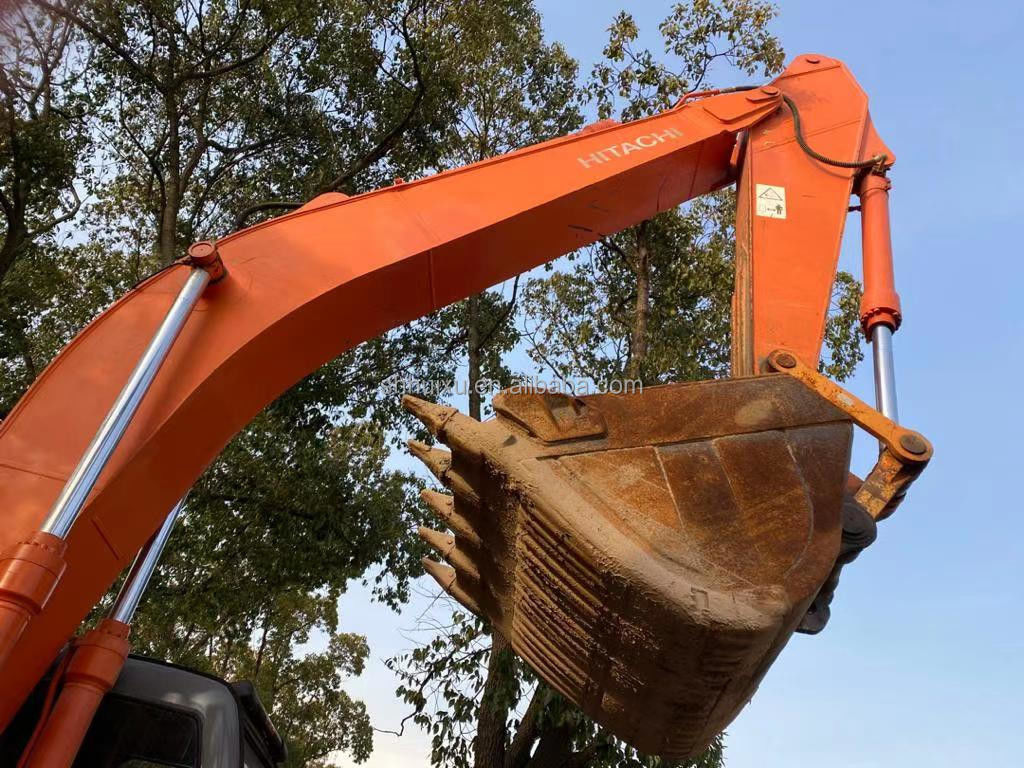 Hitachi in stock used hitachi zx210 excavator/Used digging machine HITACHI 210 for sale