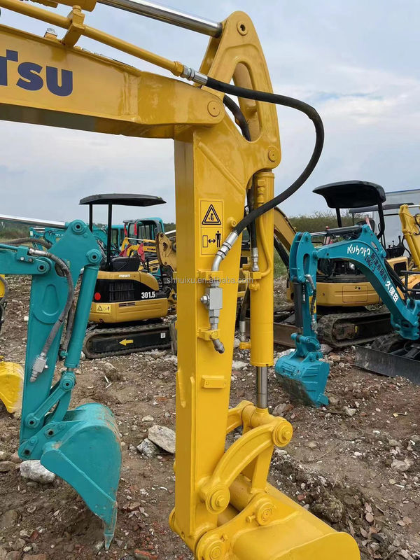 Used hydraulic crawler excavator komatsu30 ,second hand excavator KOMATSU30 good quality with cheap price for sale