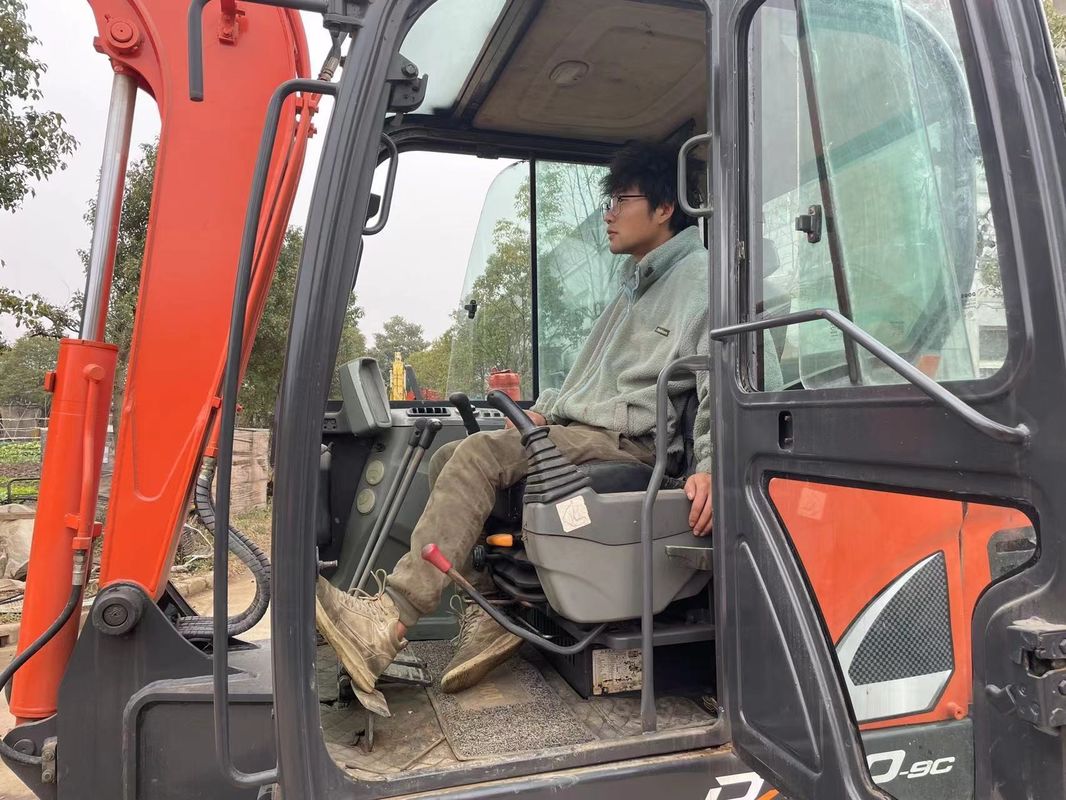 Doosan hot sale Good sales Used excavator Doosan DX60W wheeled excavators machine