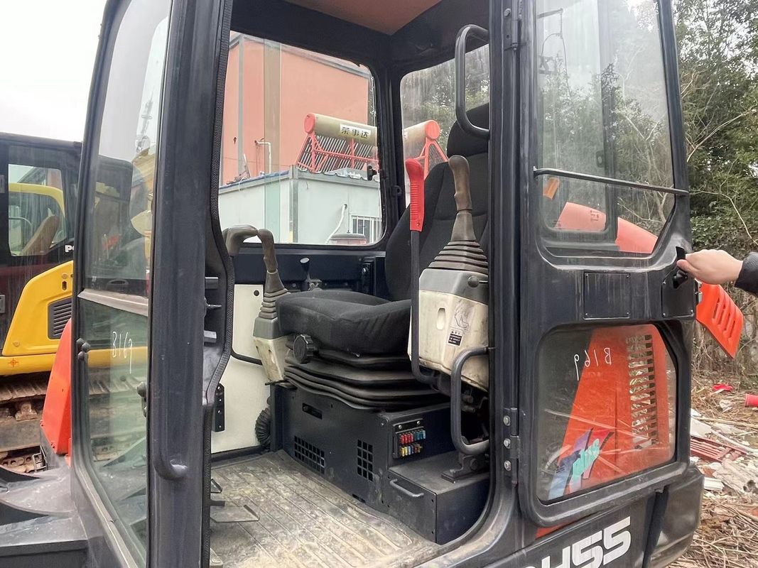 Second-hanf Crawler Excavator high quality with low price used Doosan55 for sale road making machine