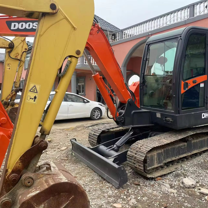 New Good sales of second-hand excavator Doosan DX60 excavator used crawler digger doosan DH60 factory price on sale