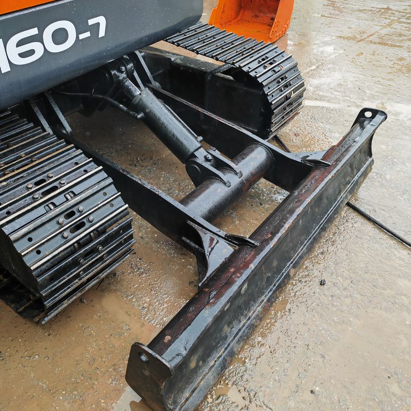 crawler excavator used doosan dh60/second hand doosan excavator used doosan dh60 on sale