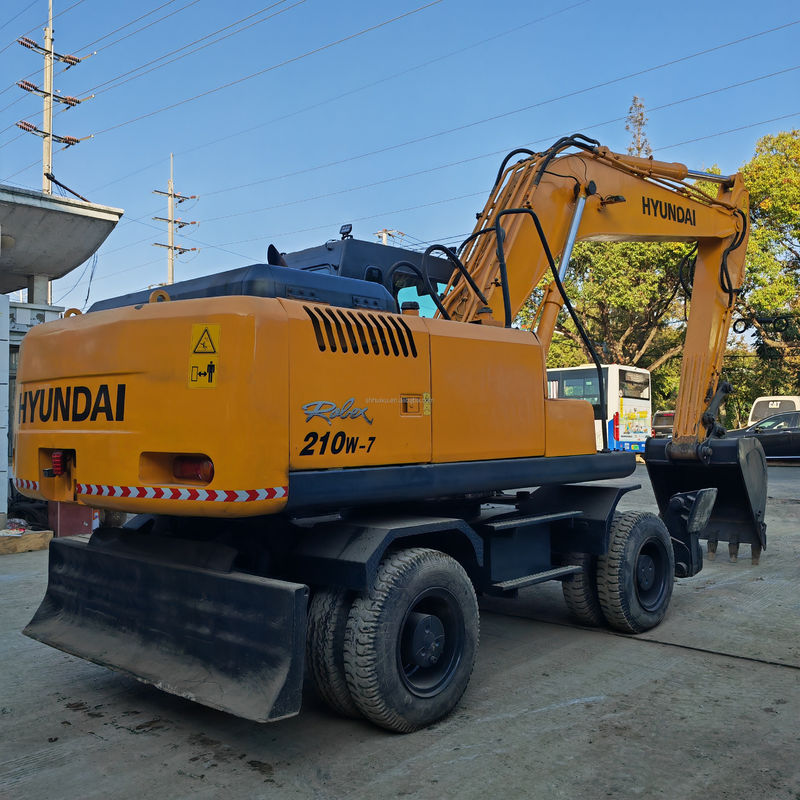 Used Wheel Hyundai 210-7 Excavator High Digging Power Original Engine Hyundai Wheel Excavator