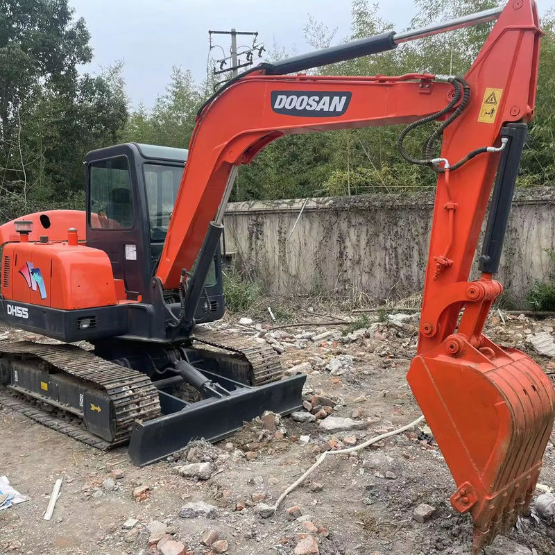 Orange Color Mini Used Cat Doosan Dx55 Second Hand Excavator 5.5 Ton