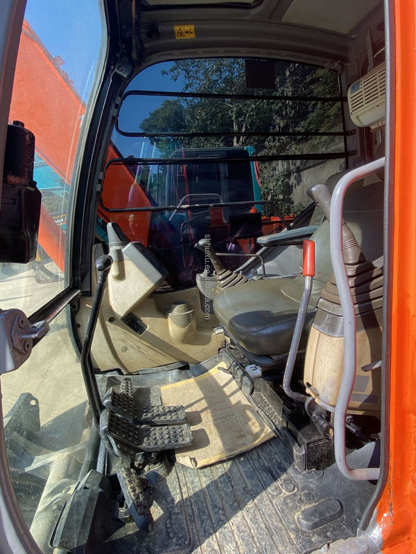 Buy used hitachi zx60 crawler excavator price 6 ton hydraulic zaxis 60 excavadora for sale zx60-5