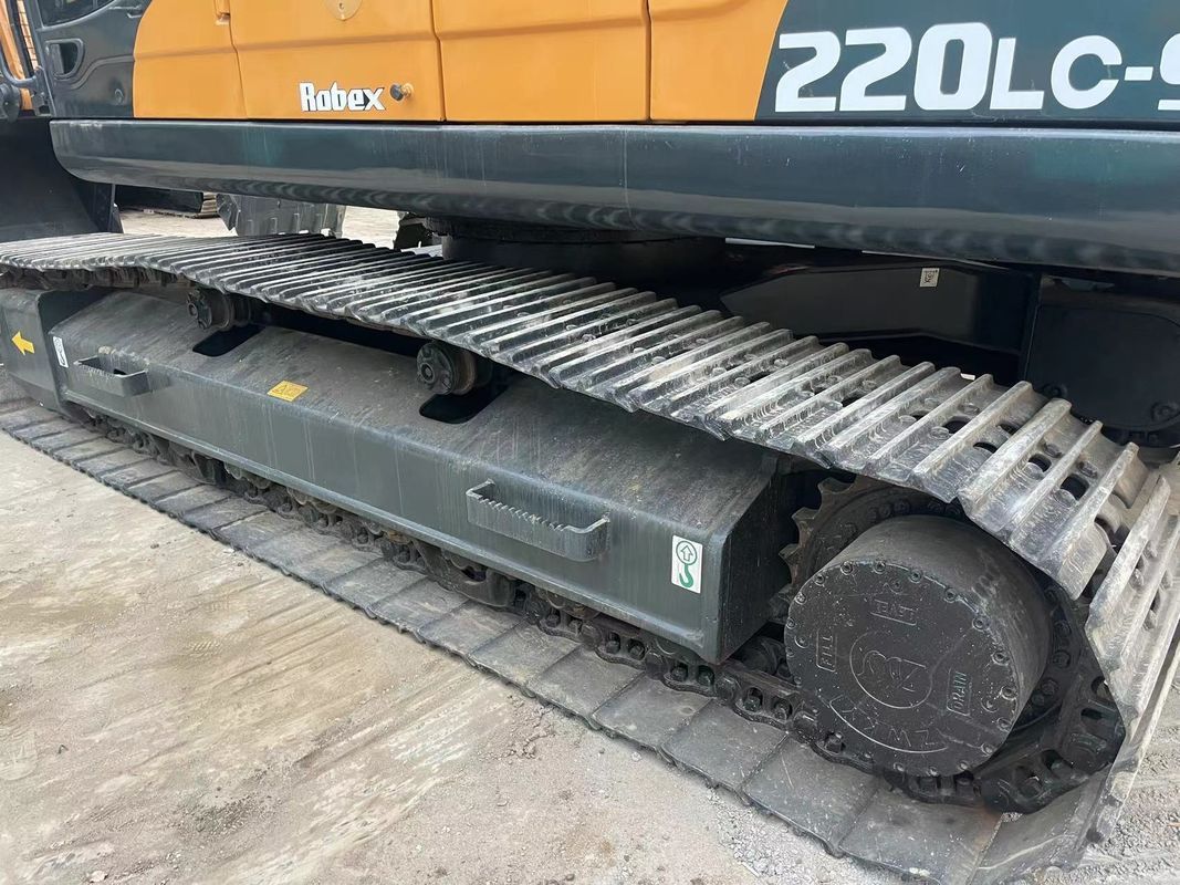 Used Big Crawler Excavator Hyundai 220 Digger Used Large Excavator 22 Tons Second Hand Digger