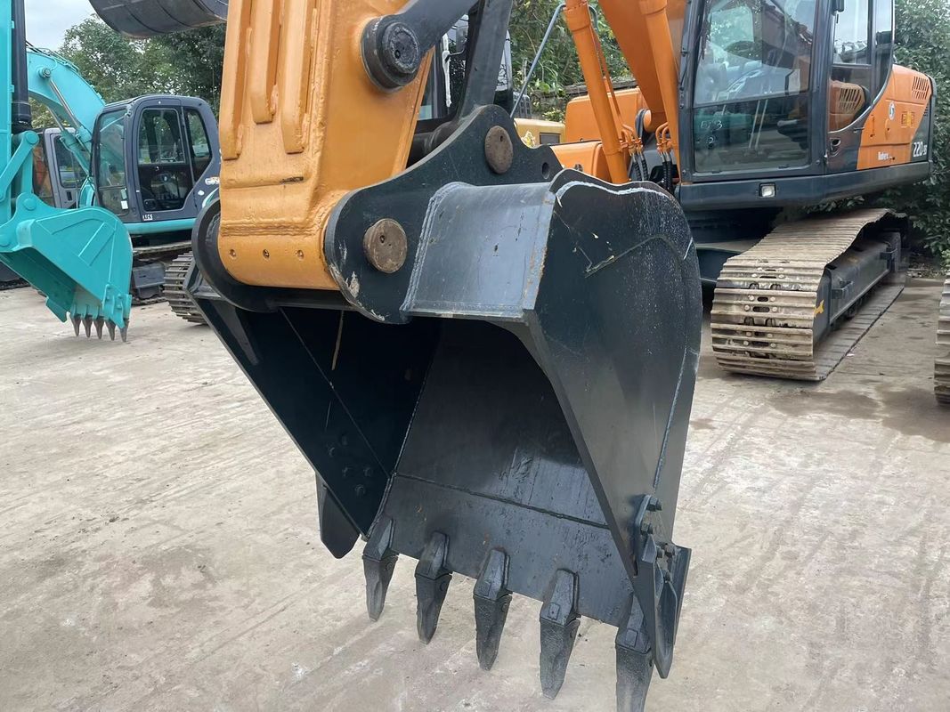 Used Big Crawler Excavator Hyundai 220 Digger Used Large Excavator 22 Tons Second Hand Digger