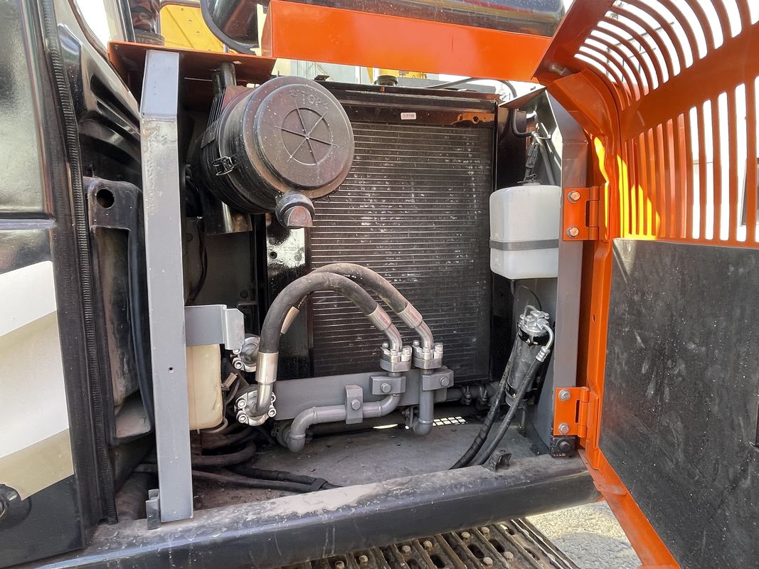 secondhand Machine Used excavator digging machine HITACHI 120  At A Low Price For Sale