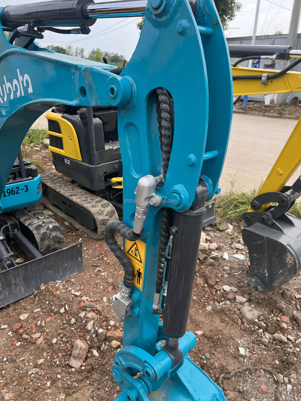 Low working hours road machinery Kubota U17 used excavator with high quality engine and pump excav cheap excav used crawler