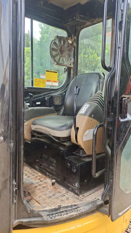 Used  mini excavator  CAT303 with driving cab  hand earth digger China mini digger