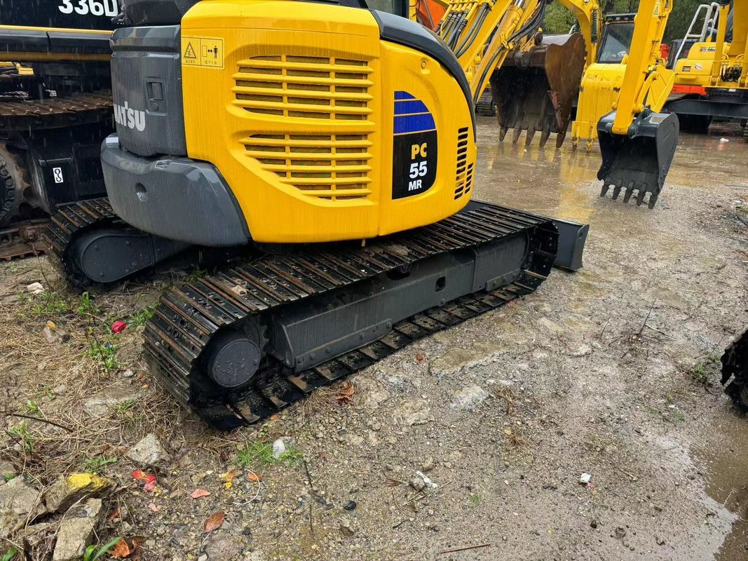100%Japan machine  used excavators  Komatsu PC55 PC30 PC130 PC200/ secondhand excavator in low price