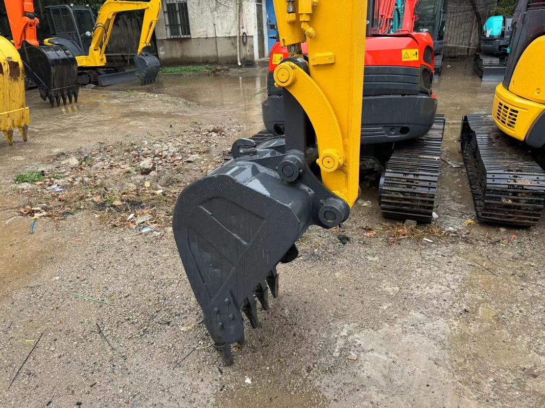 100%Japan machine  used excavators  Komatsu PC55 PC30 PC130 PC200/ secondhand excavator in low price