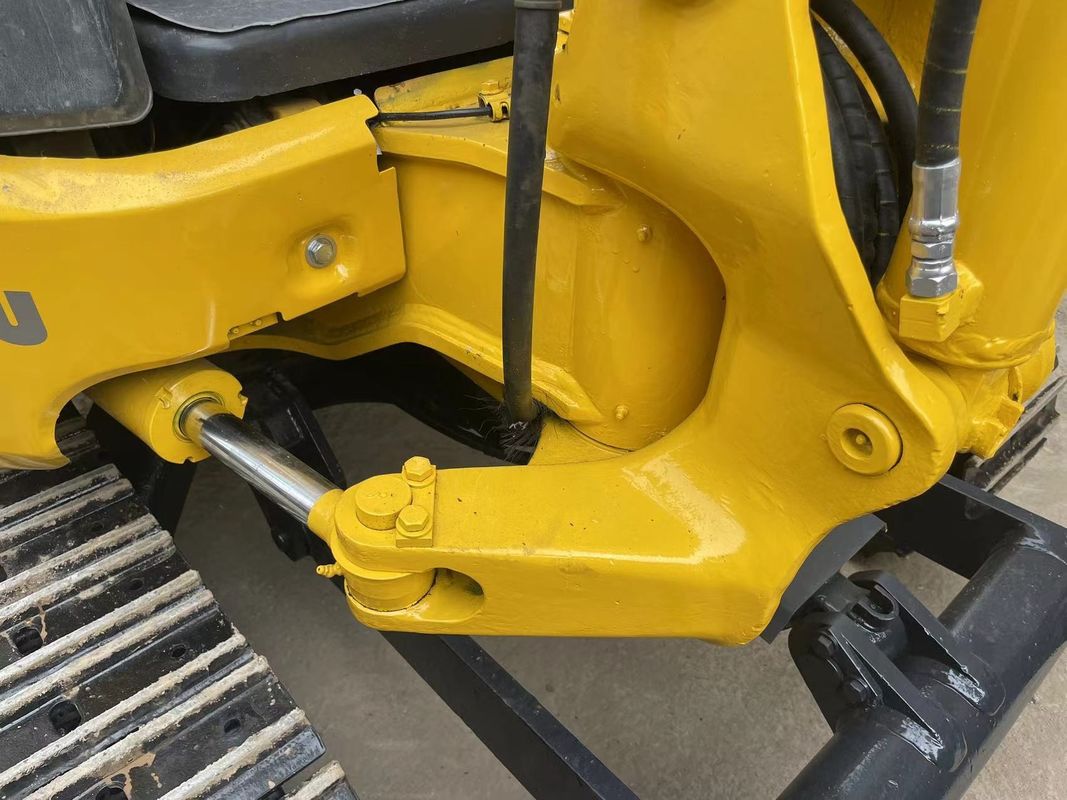Used excavadora Komatsu PC35mr PC200 PC40 Secondhand excavator pc 35 mini excavator 3 ton design  second hand japan machine