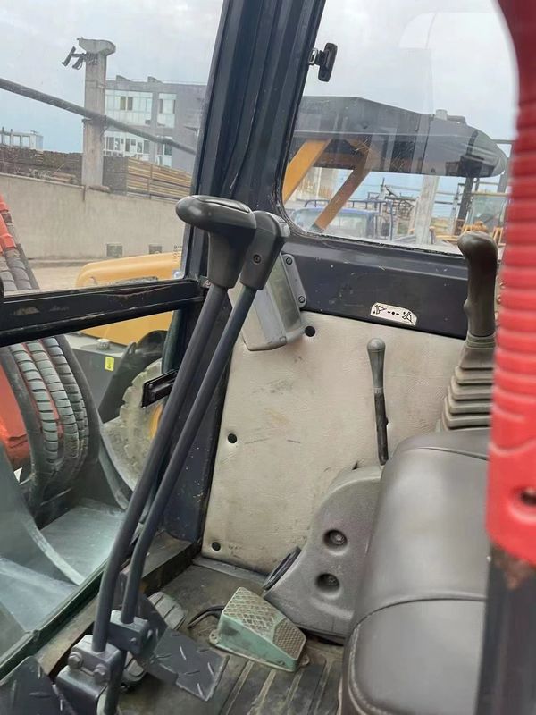 original second-hand Doushan DH55 excavator is in good condition strong and simple maintenance