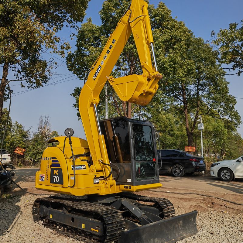 low working hours used excavator komatsu pc70-8/high power used excavator Komatsu pc70-8