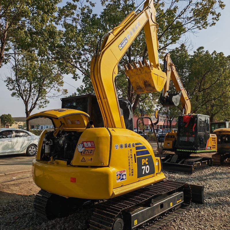 low working hours used excavator komatsu pc70-8/high power used excavator Komatsu pc70-8