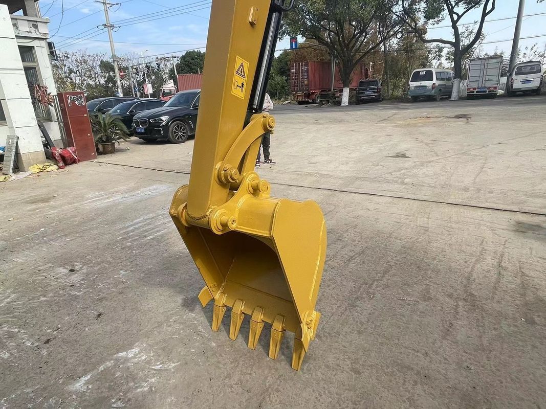 Improve Work Efficiency And Flexibility mini used excavators CAT 305.5 for sales