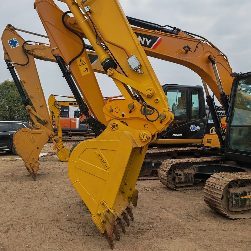USED EXCAVATOR IN STOCK KOMATSU PC200-8/ORIGINAL PAINT SECOND HAND KOMATSU PC200-8 ON SALE WITH CHEAP PRICE