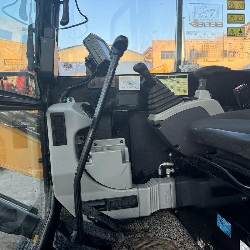 Compliant with EU emission standards used excavators digger CAT 305.5E2 have EPA and CE certificates best quality best price